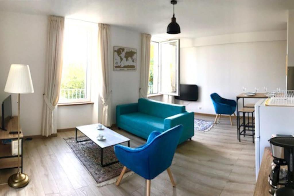 Appartement Tres Lumineux Avec Belle Vue Degagee Rochefort-en-Terre Exterior photo